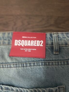 DSQUARED2 Light Blue Jeans with Red Logo Patch